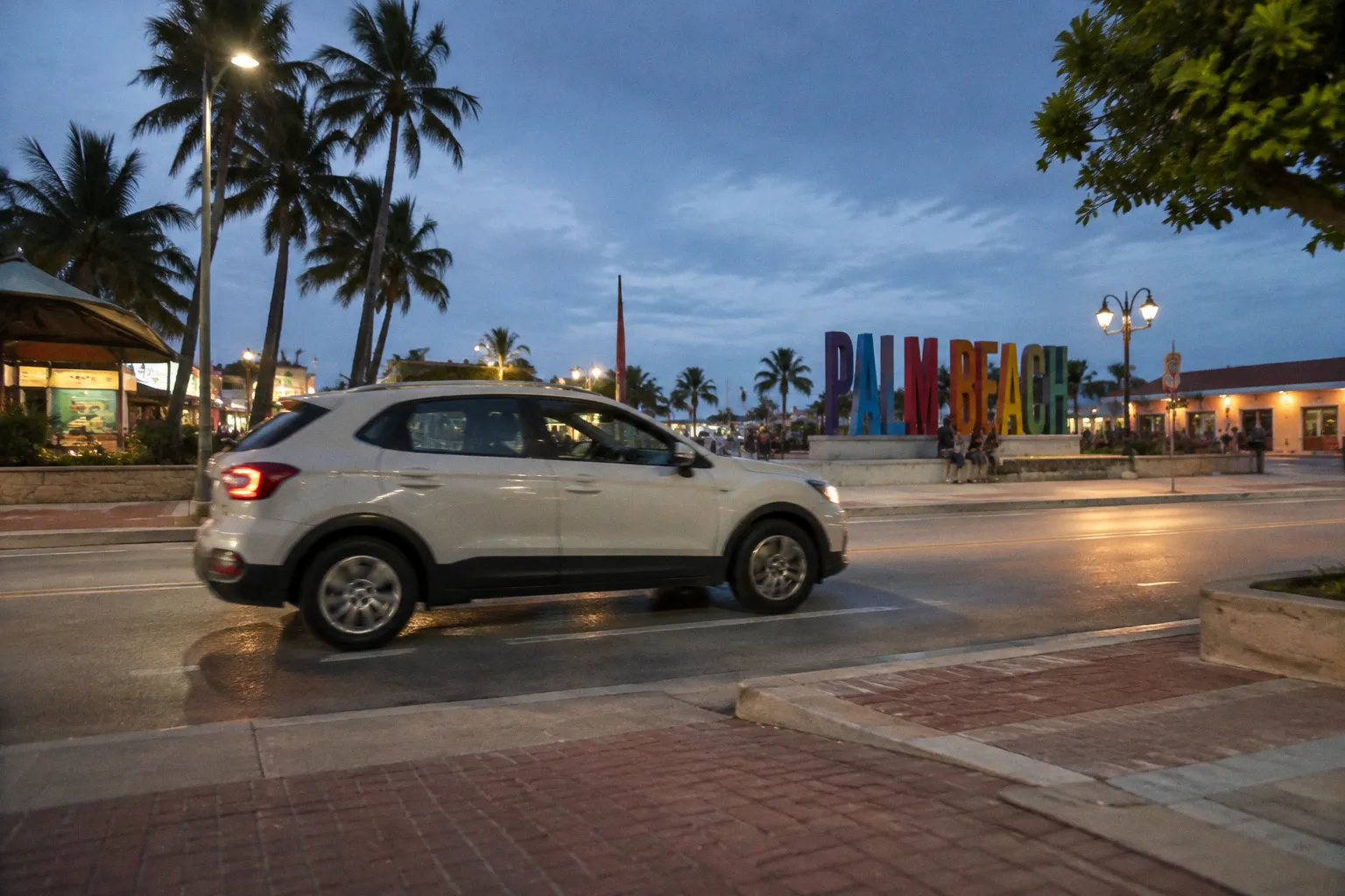 Alquiler de coches en Palm Beach (Aruba): guía práctica