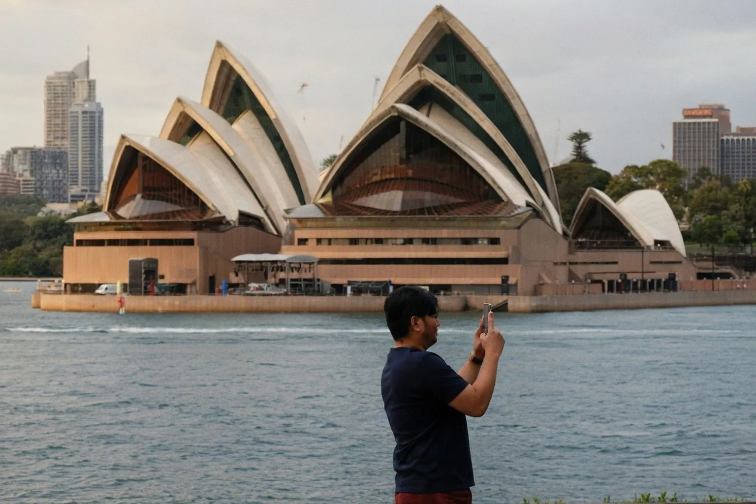 Nuevas normas migratorias en Australia: cambios clave para estudiantes y mochileros