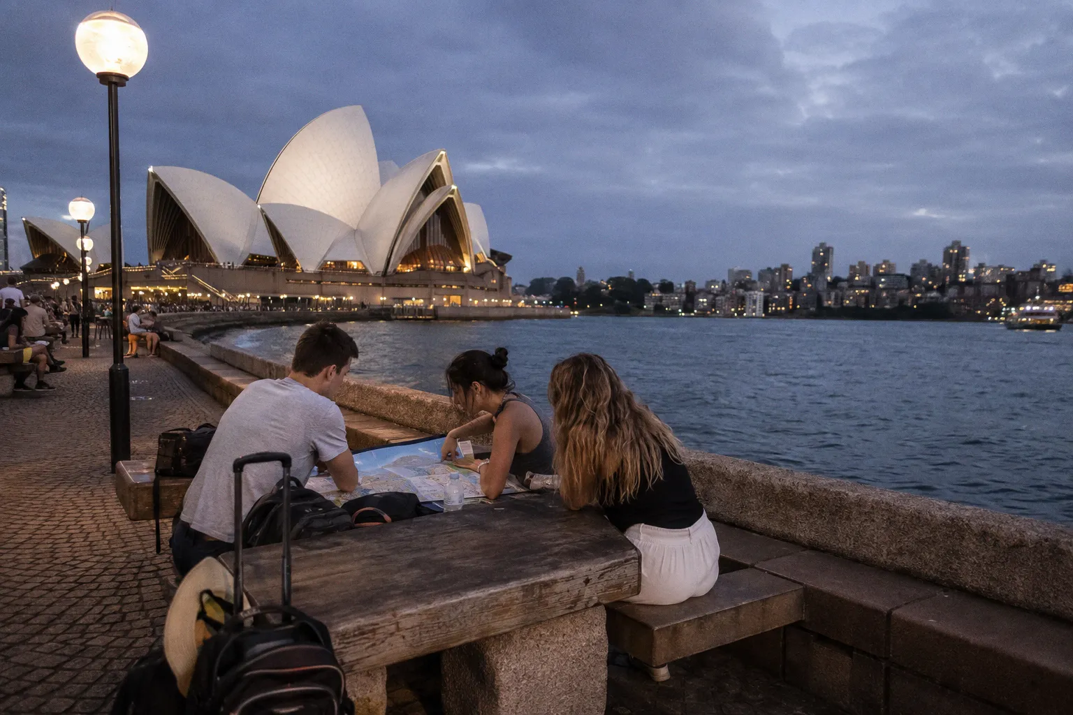 Visado Work and Holiday Australia: claves para trabajar y estudiar un año